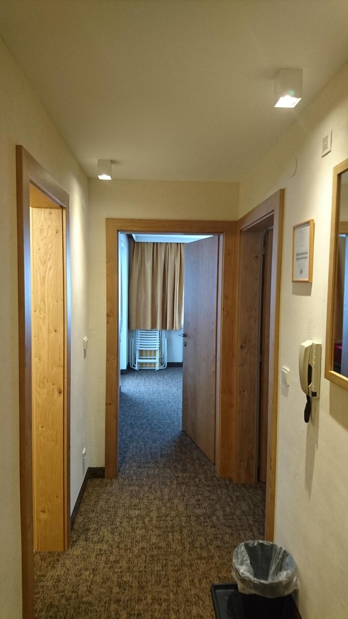 Appartements Tschol Martin ซังคท์อันทอนอัมอาร์ลแบร์ก ห้อง รูปภาพ